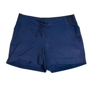 Athleta Midtown Cuffed Shorts Navy